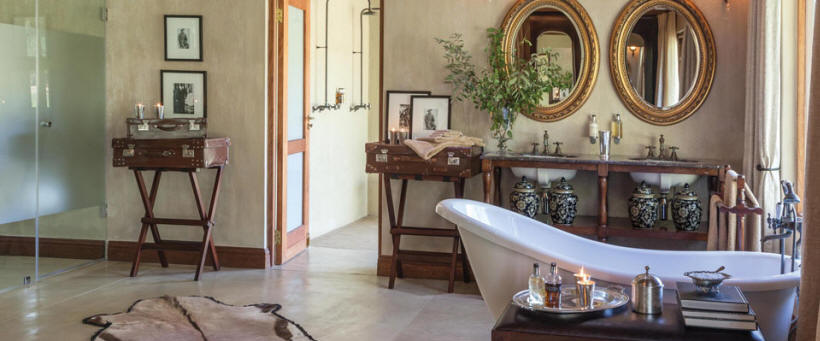  Kings Camp Bathroom - www.africansafaris.travel